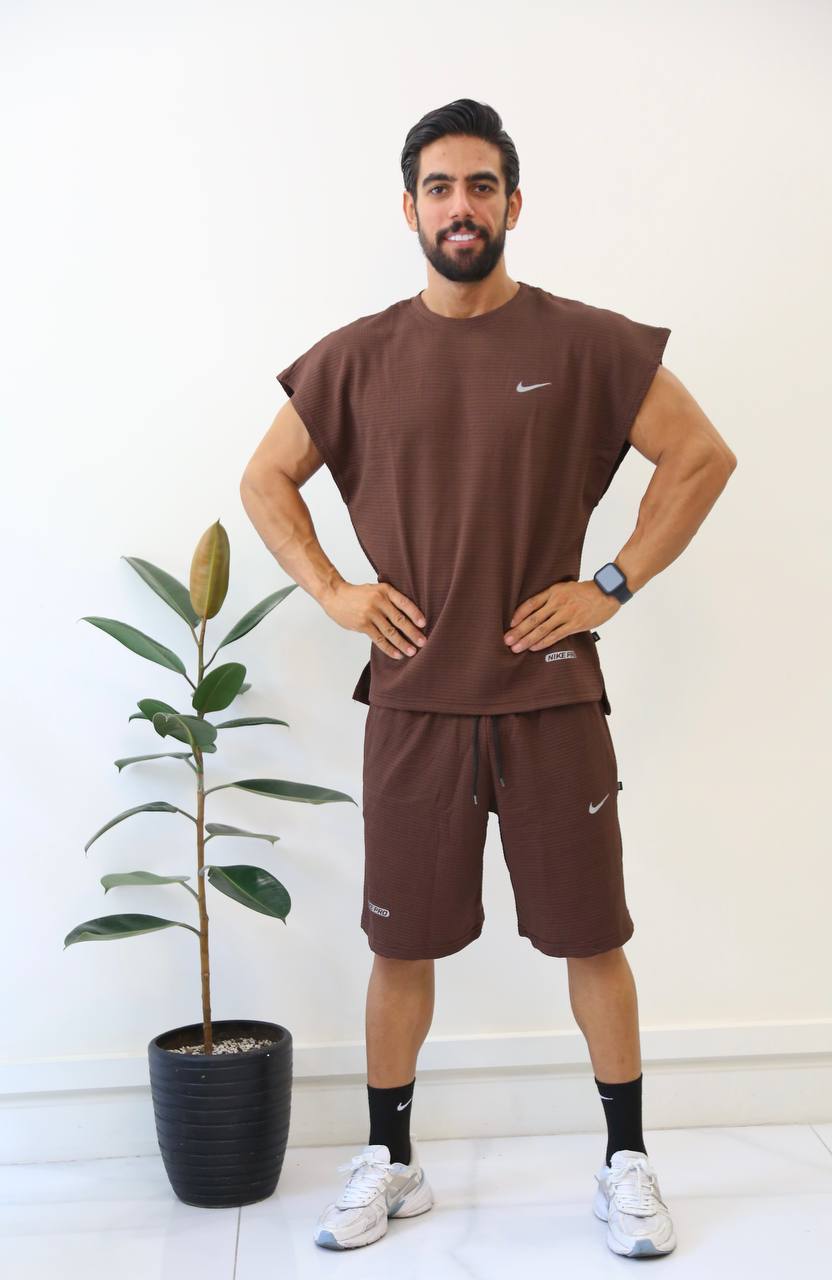 ست وست و شلوارک ورزشی مردانه مدل NIKE پارچه بیسکوئیتی با ضمانت در 6 رنگ جذاب