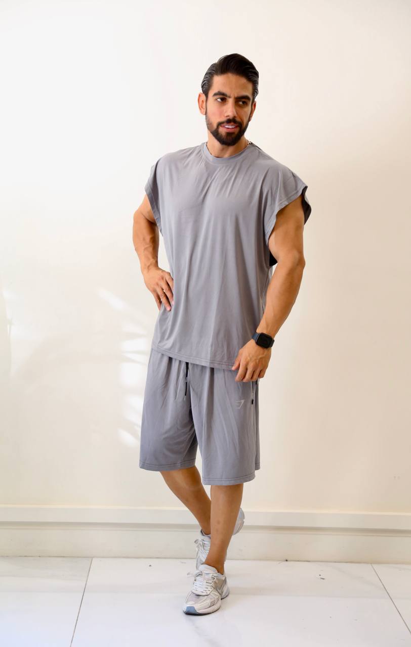 ست وست و شلوارک ورزشی مردانه مدل GYM SHARK پارچه همافیل (وارداتی) تنفسی با ضمانت در 4 رنگ جذاب